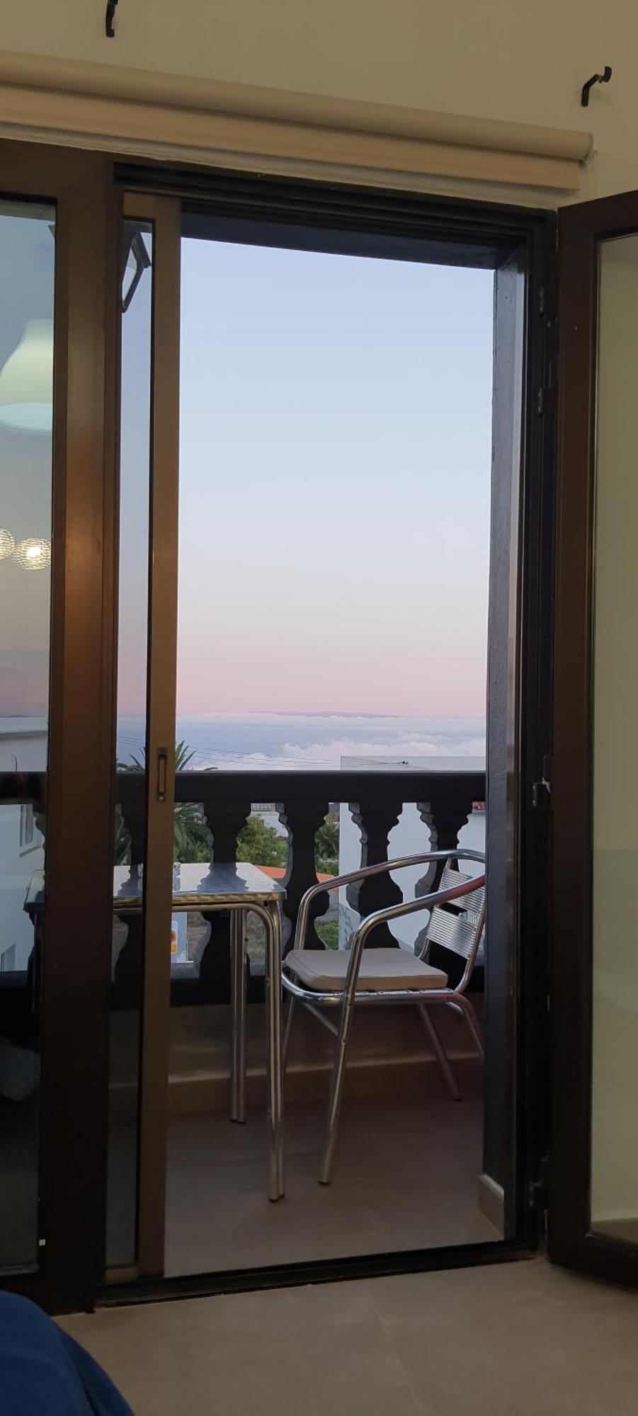 Apartamentos Los Volcanes 프엔칼리엔트디라팔마 객실 사진